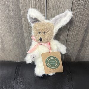Boyds Bears Chan The Brown Bear In White Easter Bunny Costume Stuffed Plush